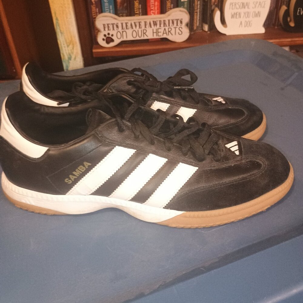 Adidas Samba Indoor Soccer Shoes Mens size 10